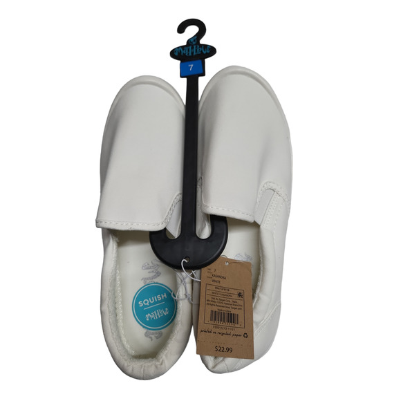 Mad Love Kasandra Womens Slip On Canvas Shoes Size 7 White NWT - Picture 2 of 3